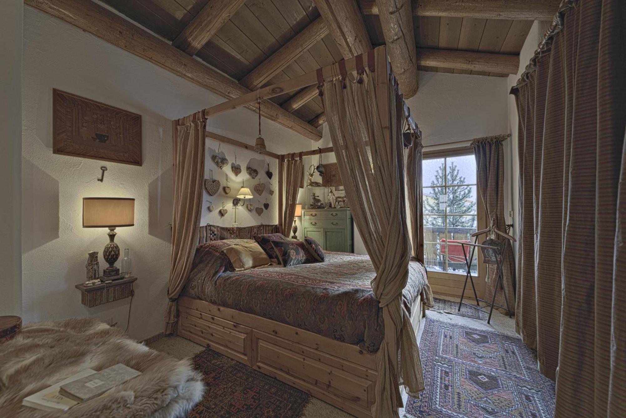 Chesa Brunzigna - Zuoz Apartment ภายนอก รูปภาพ